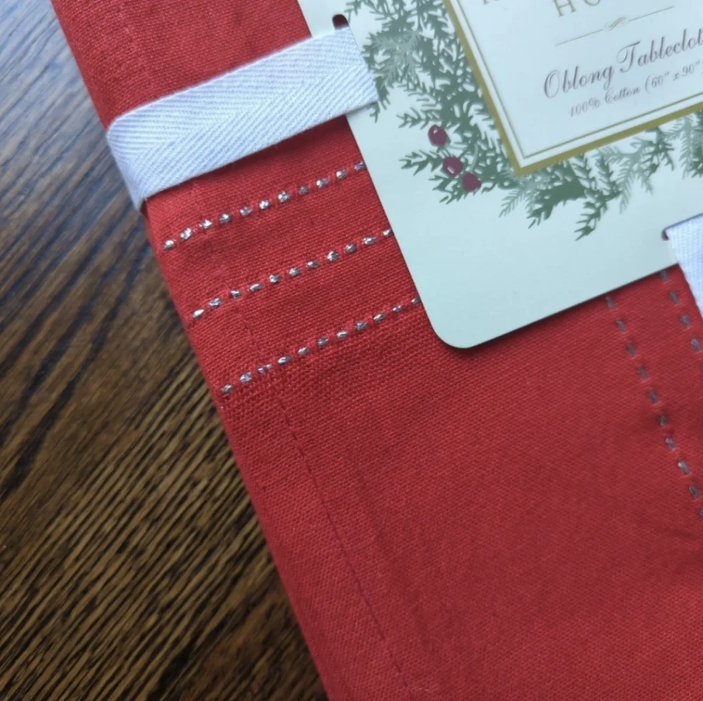 Ridgefield Home Holiday Red Silver Tablecloth